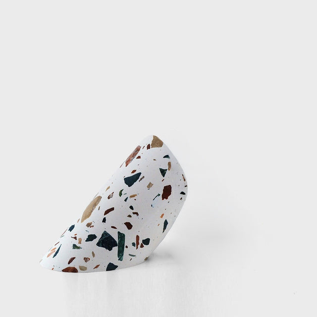 Buchstütze Terrazzo